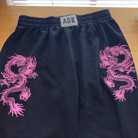 ADK black sweatpants with pink dragon - Picture 1 of 3